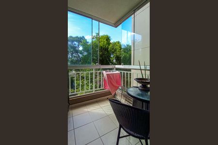 Varanda de apartamento à venda com 2 quartos, 52m² em Teresópolis, Porto Alegre