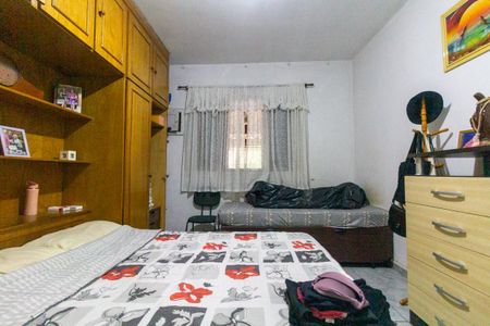 Quarto 1 de casa à venda com 2 quartos, 80m² em Jardim Triana, São Paulo