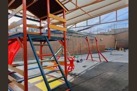 Apartamento à venda com 3 quartos, 68m² em Vila Dionisia, São Paulo