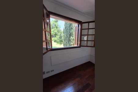 Casa para alugar com 3 quartos, 200m² em Rio Cotia, Cotia