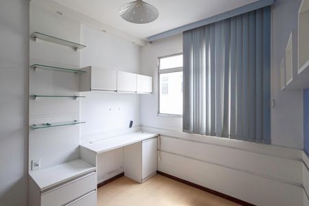 Quarto de apartamento para alugar com 2 quartos, 139m² em Castelo, Belo Horizonte