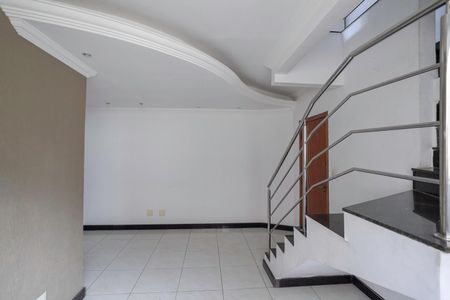 Sala de apartamento para alugar com 2 quartos, 139m² em Castelo, Belo Horizonte
