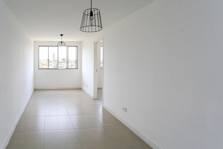 sala de apartamento para alugar com 2 quartos, 54m² em V Leonidas Moreira, São Paulo