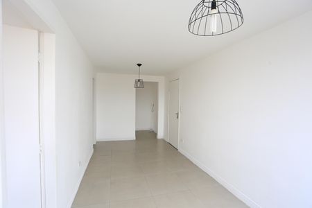 sala de apartamento para alugar com 2 quartos, 54m² em V Leonidas Moreira, São Paulo