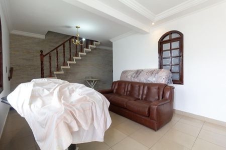 Sala de casa para alugar com 4 quartos, 495m² em Chácara Seis de Outubro, São Paulo