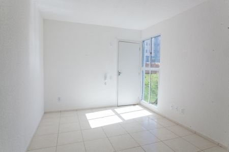 sala de apartamento para alugar com 2 quartos, 42m² em Caiapós, Contagem