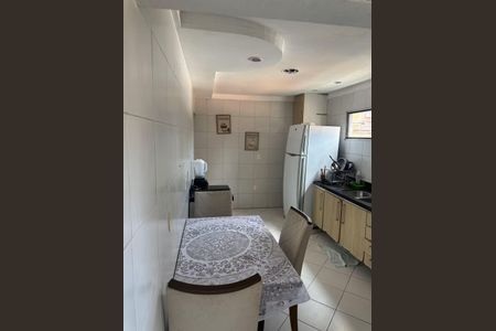 Casa para alugar com 2 quartos, 65m² em Jacutinga, Belford Roxo