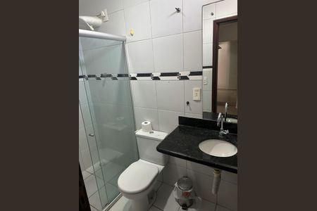 Banheiro de casa para alugar com 2 quartos, 65m² em Jacutinga, Belford Roxo