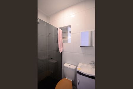 Banheiro de casa para alugar com 1 quarto, 76m² em Parque Bristol, São Paulo