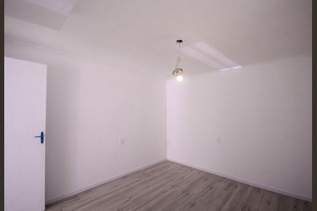 Quarto de casa para alugar com 1 quarto, 76m² em Parque Bristol, São Paulo