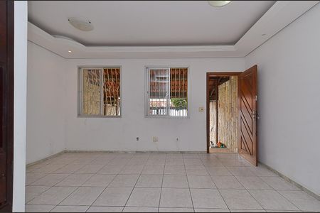 Sala de casa à venda com 3 quartos, 106m² em São Paulo, Belo Horizonte