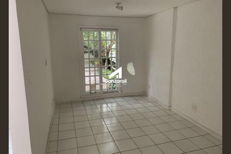 Casa à venda com 3 quartos, 220m² em Jardim Paulistano, São Paulo