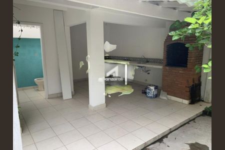Casa à venda com 3 quartos, 220m² em Jardim Paulistano, São Paulo