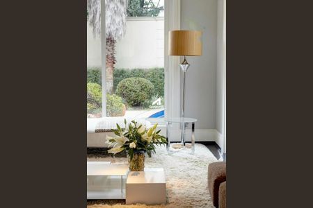 Casa à venda com 5 quartos, 735m² em Jardim Europa, São Paulo