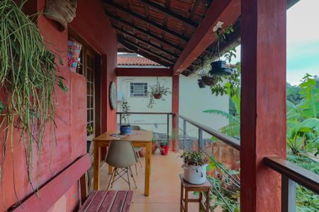 Varanda de casa à venda com 4 quartos, 468m² em Vila Pirajussara, São Paulo