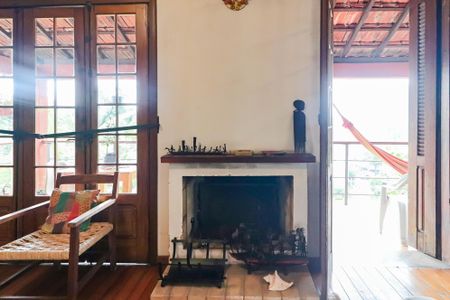 Sala de casa à venda com 4 quartos, 468m² em Vila Pirajussara, São Paulo