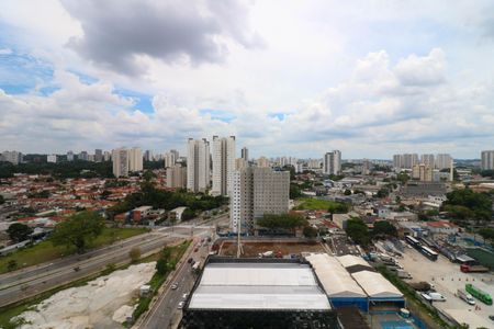 Varanda de kitnet/studio para alugar com 2 quartos, 36m² em Jardim Caravelas, São Paulo