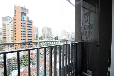 varanda Sala quarto studio de kitnet/studio para alugar com 1 quarto, 23m² em Pinheiros, São Paulo
