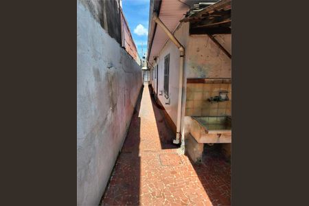 Casa à venda com 2 quartos, 225m² em Parque Maria Luiza, São Paulo