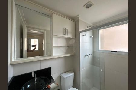 Apartamento para alugar com 3 quartos, 71m² em Jardim Maria Rosa, Taboão da Serra