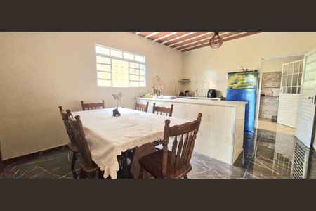 Casa para alugar com 3 quartos, 230m² em Aeronautas, Lagoa Santa