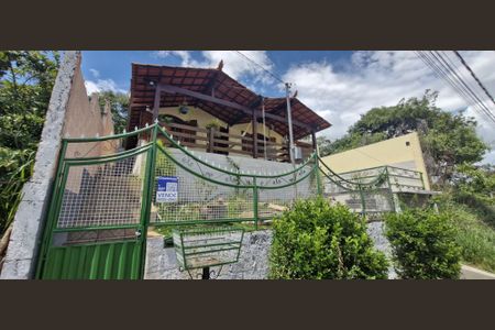 Casa para alugar com 3 quartos, 230m² em Aeronautas, Lagoa Santa