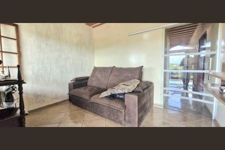 Casa para alugar com 3 quartos, 230m² em Aeronautas, Lagoa Santa