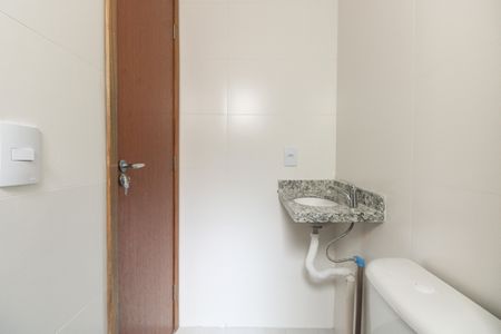 Banheiro de kitnet/studio à venda com 1 quarto, 18m² em Vila Esperança, São Paulo