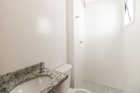 Banheiro de kitnet/studio à venda com 1 quarto, 18m² em Vila Esperança, São Paulo