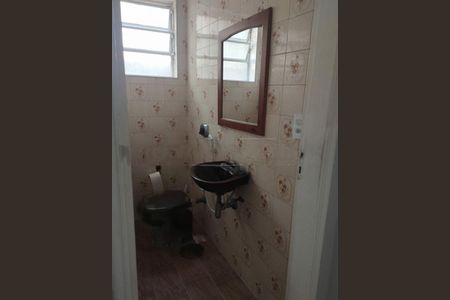 Casa à venda com 3 quartos, 138m² em Vila Romano, São Paulo