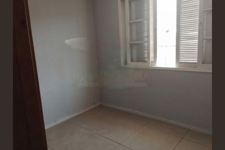 Casa à venda com 3 quartos, 138m² em Vila Romano, São Paulo