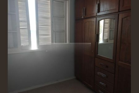 Casa à venda com 3 quartos, 138m² em Vila Romano, São Paulo