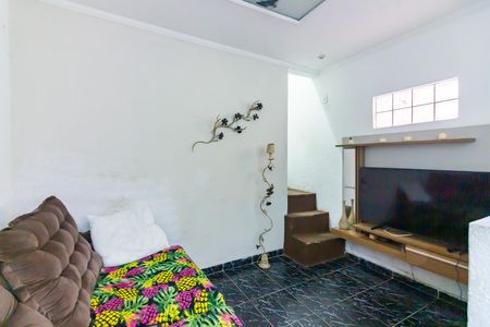 Sala de casa para alugar com 3 quartos, 200m² em Recanto das Rosas, Osasco