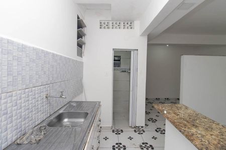 Cozinha de casa de condomínio para alugar com 1 quarto, 30m² em Jardim Brasil, São Paulo