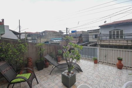 Varanda de casa à venda com 3 quartos, 165m² em Jardim Ana Rosa, São Paulo