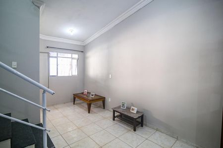 Casa para alugar com 4 quartos, 250m² em Jardim Monte Verde, Indaiatuba