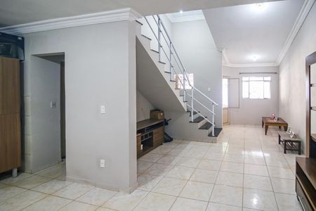 Casa para alugar com 4 quartos, 250m² em Jardim Monte Verde, Indaiatuba