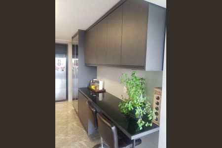 Apartamento à venda com 3 quartos, 171m² em Jardim Arpoador, São Paulo