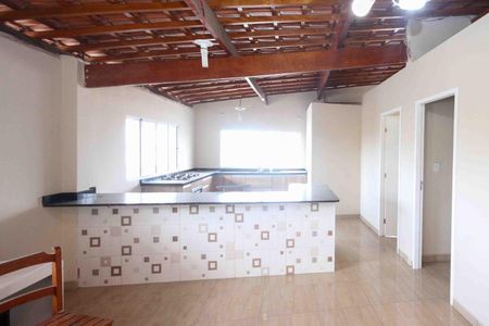 Cozinha de apartamento para alugar com 2 quartos, 80m² em Jardim Elba, São Paulo