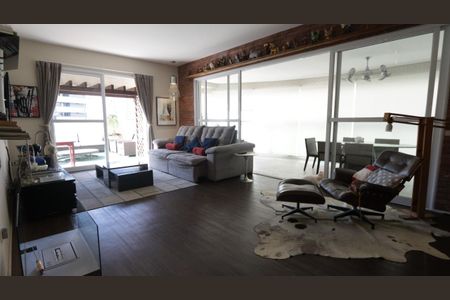 Apartamento para alugar com 4 quartos, 335m² em Ponta da Praia, Santos