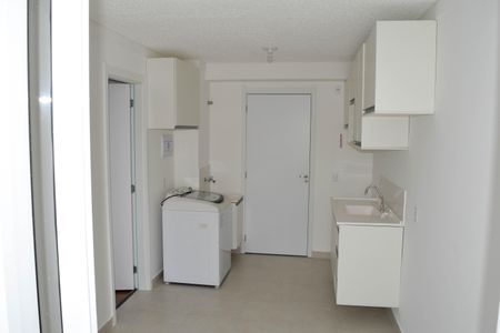 Sala/Cozinha de apartamento à venda com 1 quarto, 27m² em Guaiauna, São Paulo