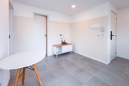 Apartamento para alugar com 2 quartos, 87m² em República, São Paulo