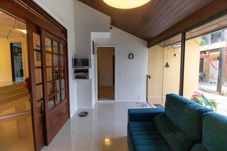 Varanda da Sala de casa de condomínio à venda com 3 quartos, 380m² em Piratininga, Niterói