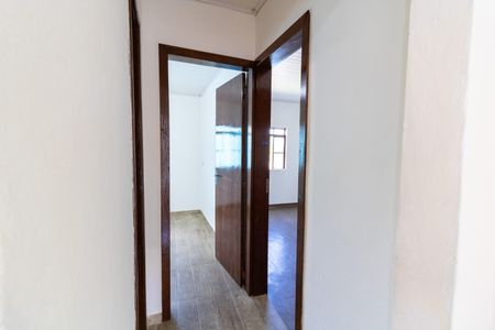 Corredor de casa para alugar com 2 quartos, 55m² em Medianeira, Porto Alegre