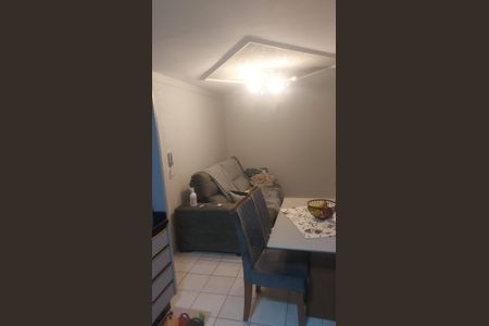 Sala de apartamento para alugar com 2 quartos, 52m² em Sítio Cercado, Curitiba