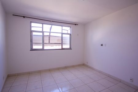 Quarto de apartamento para alugar com 1 quarto, 60m² em Porto Novo, São Gonçalo