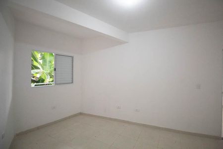 Quarto de casa para alugar com 1 quarto, 40m² em Jardim Virginia Bianca, São Paulo