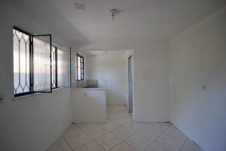 Casa para alugar com 1 quarto, 40m² em Kennedy, Nova Iguaçu