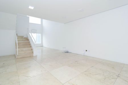 Sala de casa para alugar com 3 quartos, 250m² em Pinheiros, São Paulo