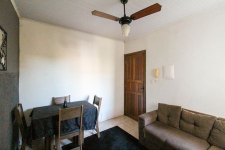 Sala de apartamento para alugar com 2 quartos, 43m² em Guajuviras, Canoas